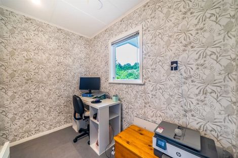 Photo of property in 3 Gawler Grove, Wainuiomata, Lower Hutt, 5014