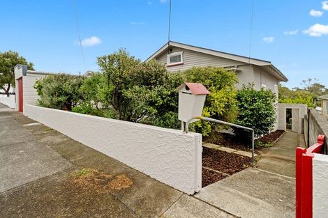 Photo of property in 53 Dorset Avenue, Westown, New Plymouth, 4310