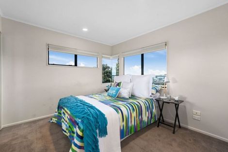 Photo of property in 18 Savoy Road, Orewa, 0931