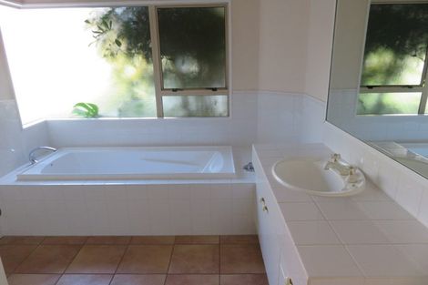 Photo of property in 40 Kingsgate Avenue, Havelock North, 4130