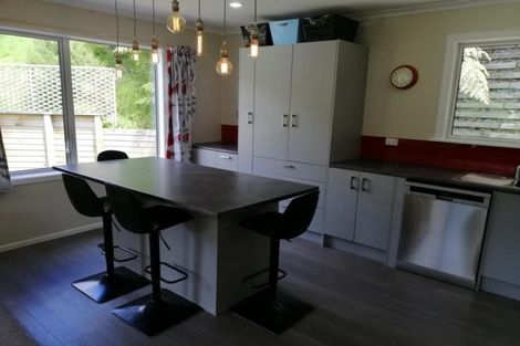 Photo of property in 34 Holborn Drive, Stokes Valley, Lower Hutt, 5019