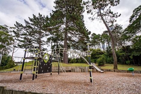 Photo of property in 90 Kemp Road, Massey, Auckland, 0614