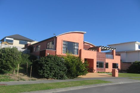 Photo of property in 8 Bowsprit Way, Whitby, Porirua, 5024