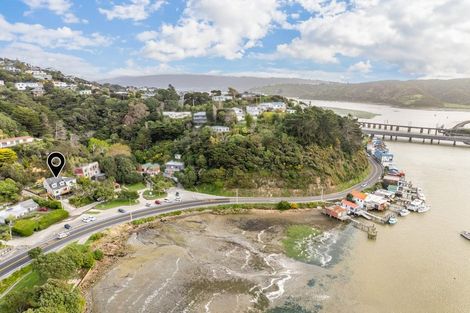 Photo of property in 84 Paremata Road, Paremata, Porirua, 5024