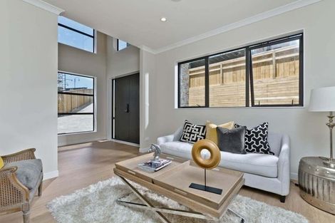 Photo of property in 30 Para Close, Fairview Heights, Auckland, 0632