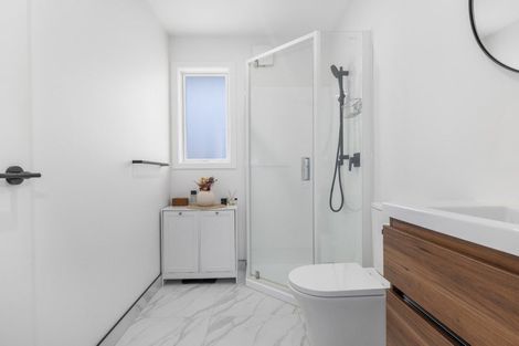 Photo of property in 30 Hokioi Drive, Kenepuru, Porirua, 5022