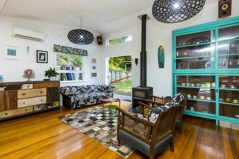 Photo of property in 54 Chatsworth Road, Silverstream, Upper Hutt, 5019