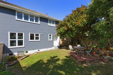 Photo of property in 2 Bedford Street, Cannons Creek, Porirua, 5024