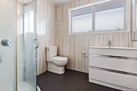 Photo of property in 22 Royal Road, Massey, Auckland, 0614