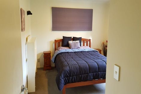 Photo of property in 16 Eastcott Grove, Churton Park, Wellington, 6037