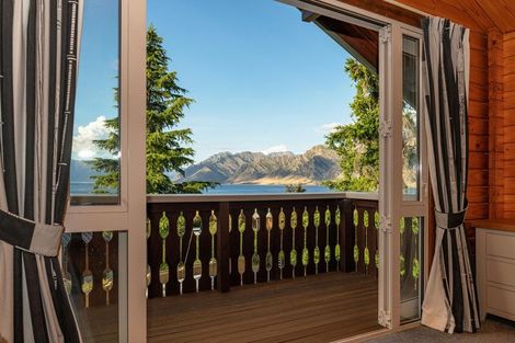 Photo of property in 303 Lakeview Terrace, Lake Hawea, Wanaka, 9382