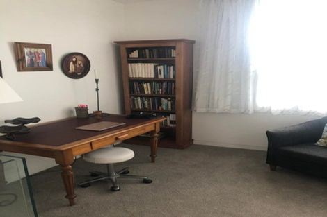 Photo of property in 2c The Terrace, Takapuna, Auckland, 0622