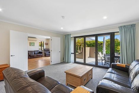 Photo of property in 19 Garforth Green, Halswell, Christchurch, 8025