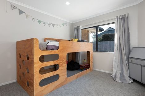 Photo of property in 27 Amberley Crescent, Bethlehem, Tauranga, 3110