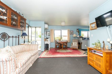 Photo of property in 122 Clarkin Road, Fairfield, Hamilton, 3214