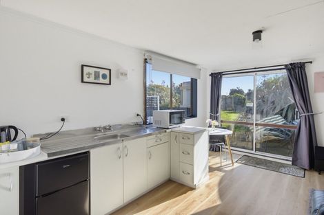 Photo of property in 11 Rodney Avenue, Te Horo Beach, Otaki, 5581