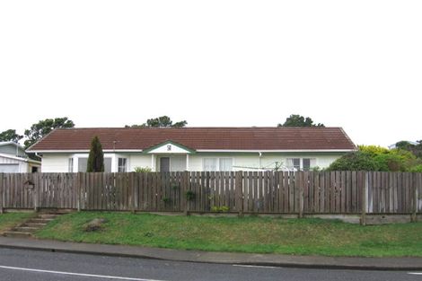 Photo of property in 48 Fitzpatrick Street, Newlands, Wellington, 6037