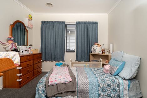 Photo of property in 61 Melksham Drive, Churton Park, Wellington, 6037