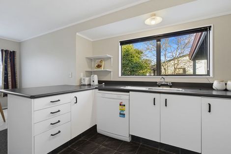 Photo of property in 47a Aquarius Drive, Kawaha Point, Rotorua, 3010