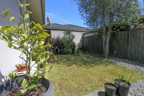 Photo of property in 4/2 Broadbent Street, Riccarton, Christchurch, 8041