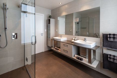 Photo of property in 81 Pine Harbour Parade, Beachlands, Auckland, 2018