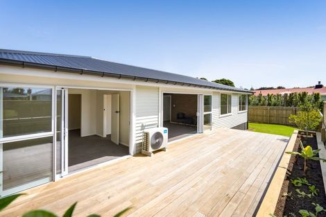 Photo of property in 35 Dorset Street, Opunake, 4616