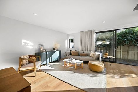 Photo of property in 109b Taylor Street, Cambridge, 3434