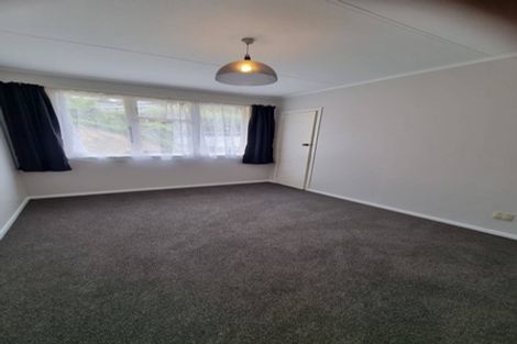 Photo of property in 92 Ironside Road, Johnsonville, Wellington, 6037