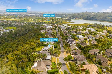 Photo of property in 40 Kittiwake Drive, Schnapper Rock, Auckland, 0632