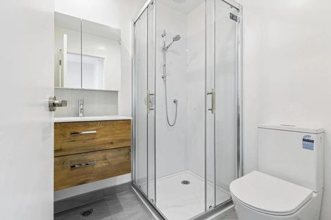 Photo of property in 323 Glengarry Road, Glen Eden, Auckland, 0602