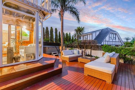 Photo of property in 1/22 Cherub Place, West Harbour, Auckland, 0618