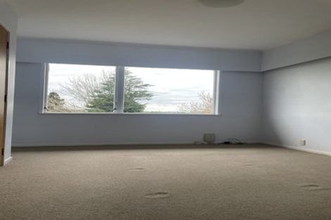 Photo of property in 70 Mountbatten Avenue, Hillcrest, Auckland, 0627