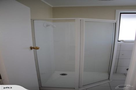 Photo of property in 4112 Great North Road, Glen Eden, Auckland, 0602