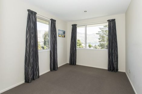 Photo of property in 32 Hunter Crescent, Wanaka, 9305