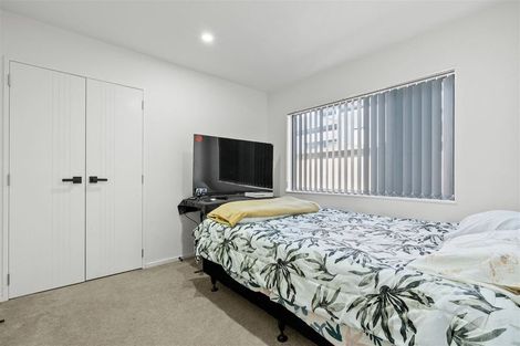 Photo of property in 13 Hard Beech Street, Takanini, 2110