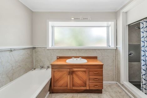 Photo of property in 21 Hanrahan Street, Upper Riccarton, Christchurch, 8041