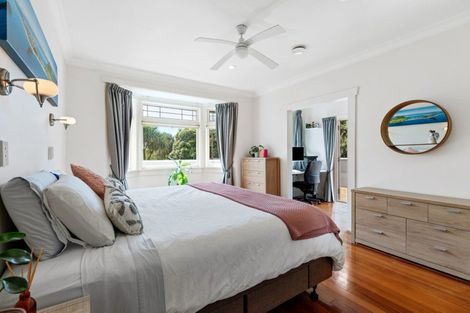 Photo of property in 84 Waitaha Road, Welcome Bay, Tauranga, 3112