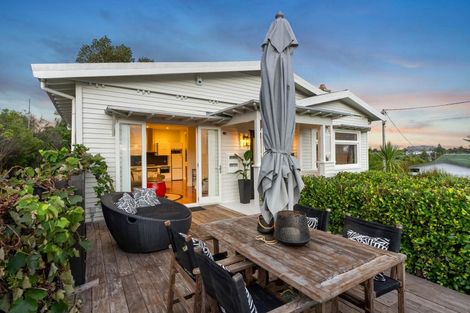 Photo of property in 12 Birkley Road, Bayswater, Auckland, 0622