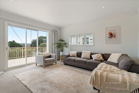 Photo of property in 55 Cashmere Avenue, Khandallah, Wellington, 6035