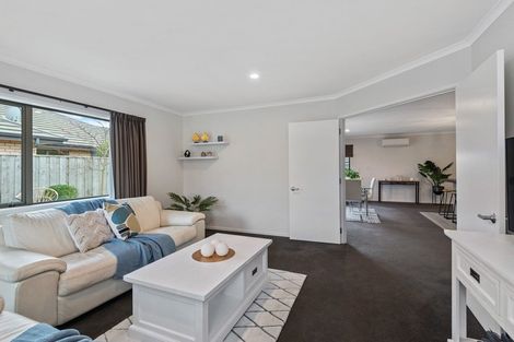 Photo of property in 17 Rossall Crescent, Rolleston, 7615