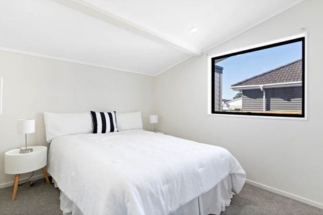 Photo of property in 14 Plunket Avenue, Papatoetoe, Auckland, 2104
