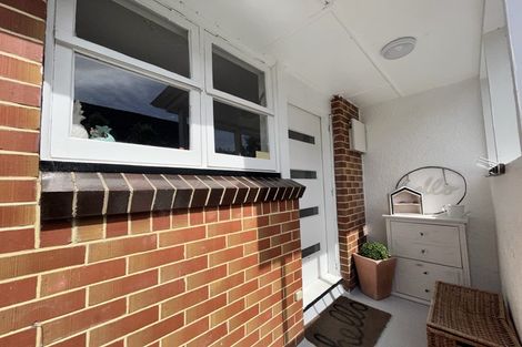 Photo of property in 2/384 Fergusson Drive, Heretaunga, Upper Hutt, 5018