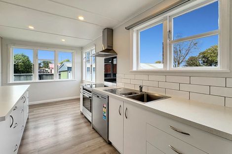 Photo of property in 97 Hoani Street, Northcote, Christchurch, 8052