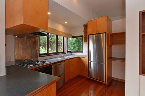 Photo of property in 85a Nevay Road, Miramar, Wellington, 6022