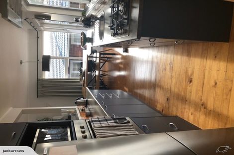 Photo of property in 1/53 Moore Street, Hillcrest, Auckland, 0627