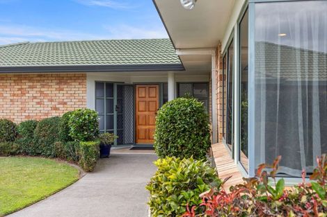 Photo of property in 31 Plateau Heights, Mount Maunganui, 3116