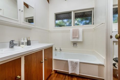 Photo of property in 45 The Esplanade, Manly, Whangaparaoa, 0930