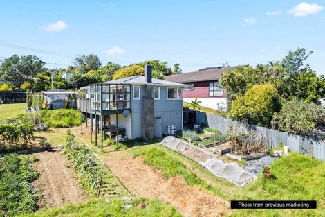 Photo of property in 39 Newington Road, Henderson, Auckland, 0612