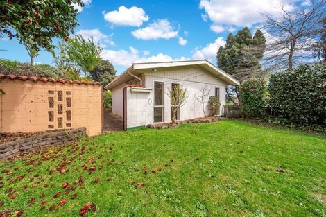 Photo of property in 43a Cumberland Street, Merrilands, New Plymouth, 4312