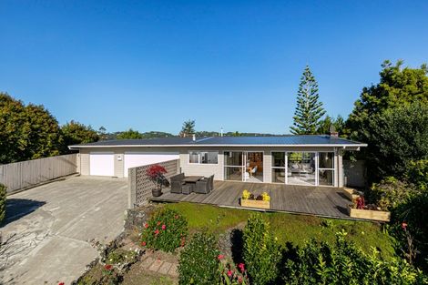 Photo of property in 71 Pleasant Road, Glen Eden, Auckland, 0602
